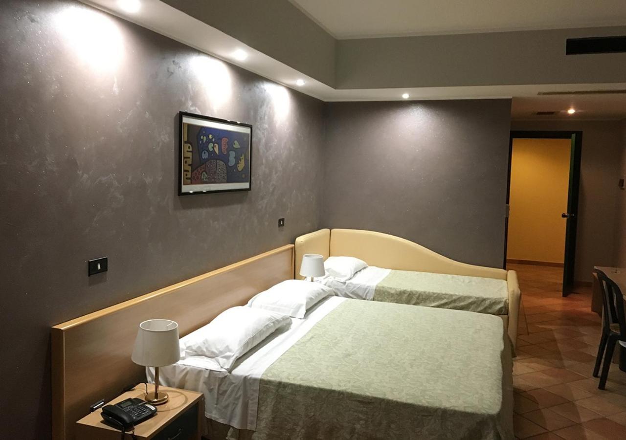 Hotel Federica Riace Marina Bagian luar foto