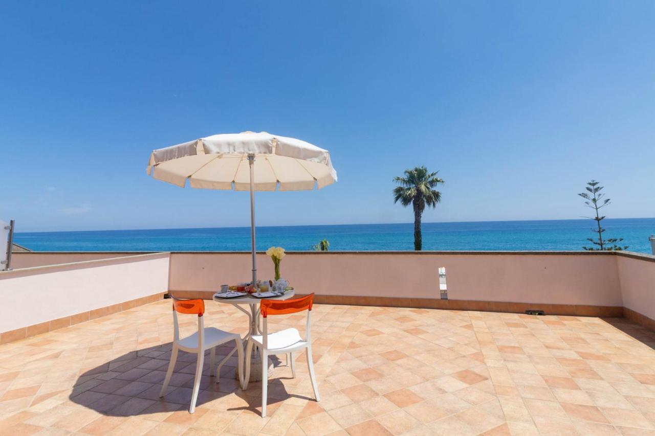 Hotel Federica Riace Marina Bagian luar foto