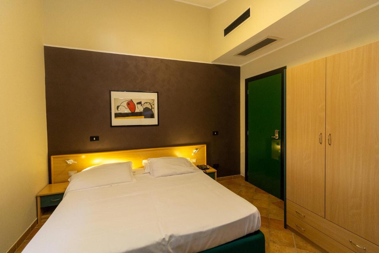 Hotel Federica Riace Marina Bagian luar foto