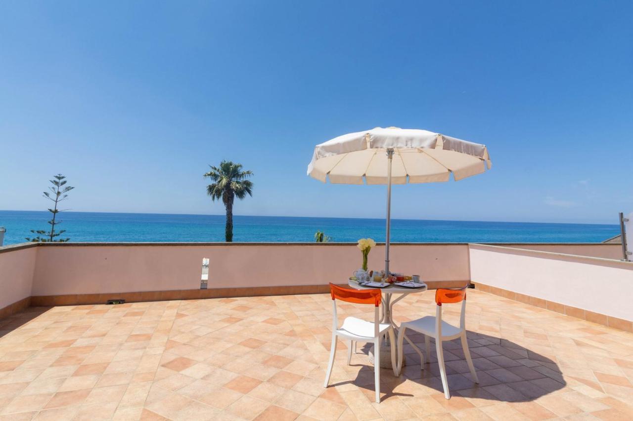 Hotel Federica Riace Marina Bagian luar foto